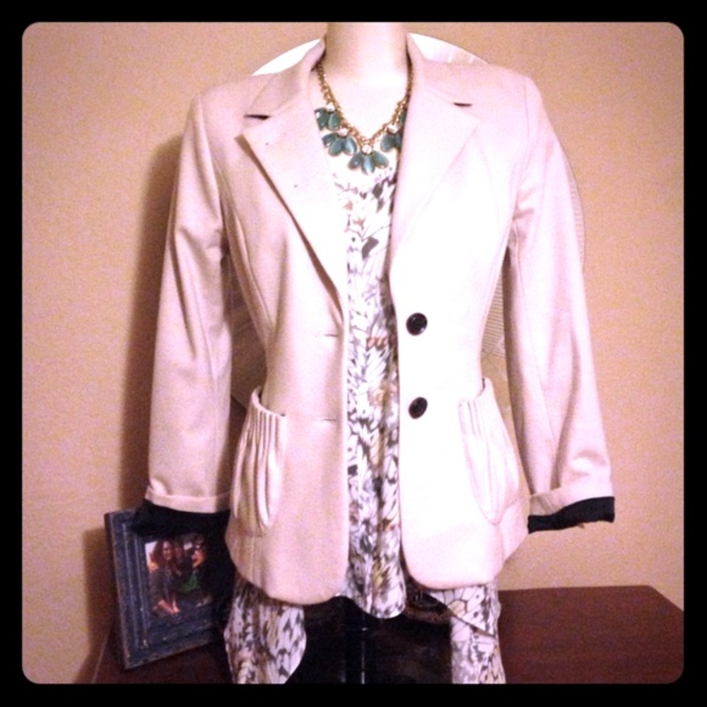 Diane Von Furstenberg blazer